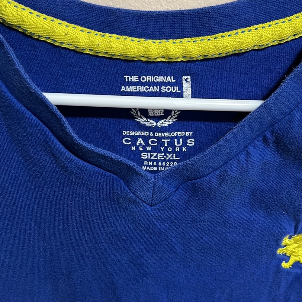 Blue Shirt - Picture 2 of 3